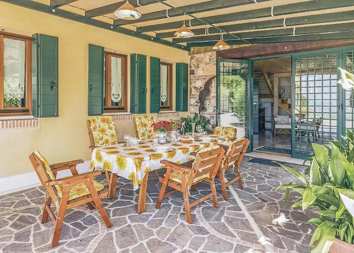 Holiday home Artista