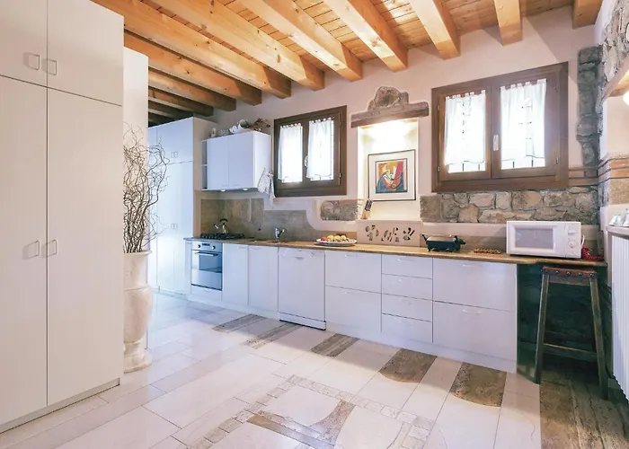 Holiday home Artista Boccon